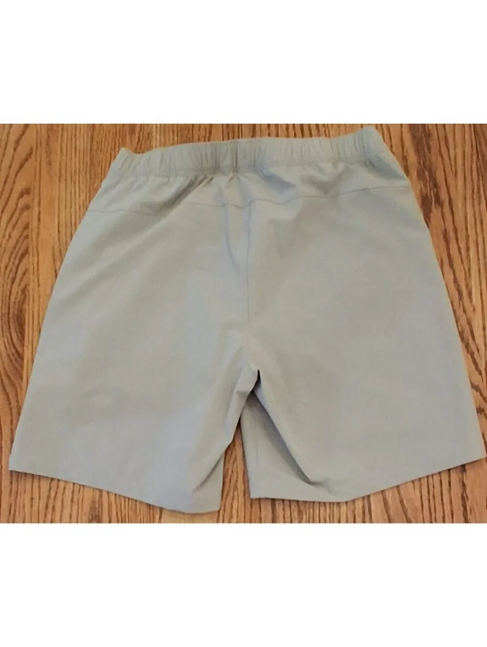 The North Face Men's Light Gray Athletic Shorts Size S